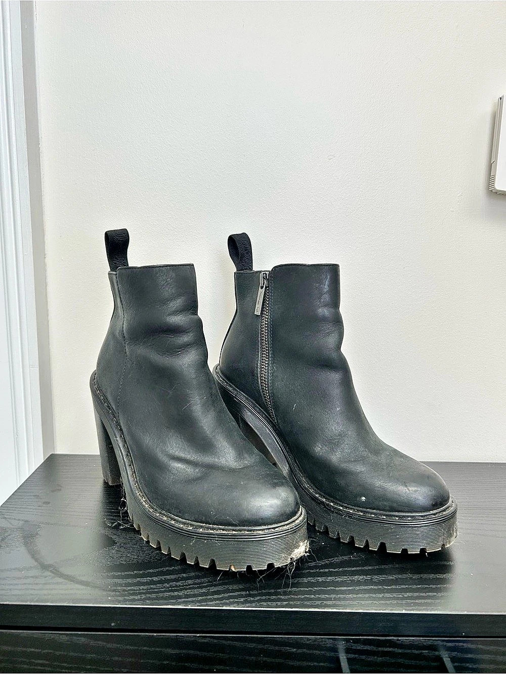 Dr. Martens Magdalena Boot Black Platform Heeled Boots US 6